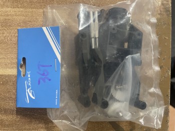 Heckrohraufname mit Ritzel + Lager 36 Zähne, neue Rahmenbreite T-Rex 500 / HKH 500