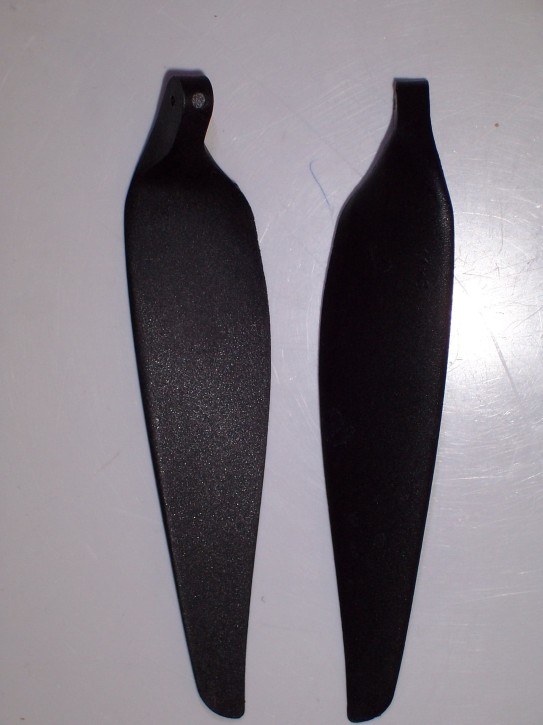 Klapppropeller 12 x 8 Kunststoff schwarz